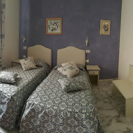 Five Roses Bed & Breakfast 2*